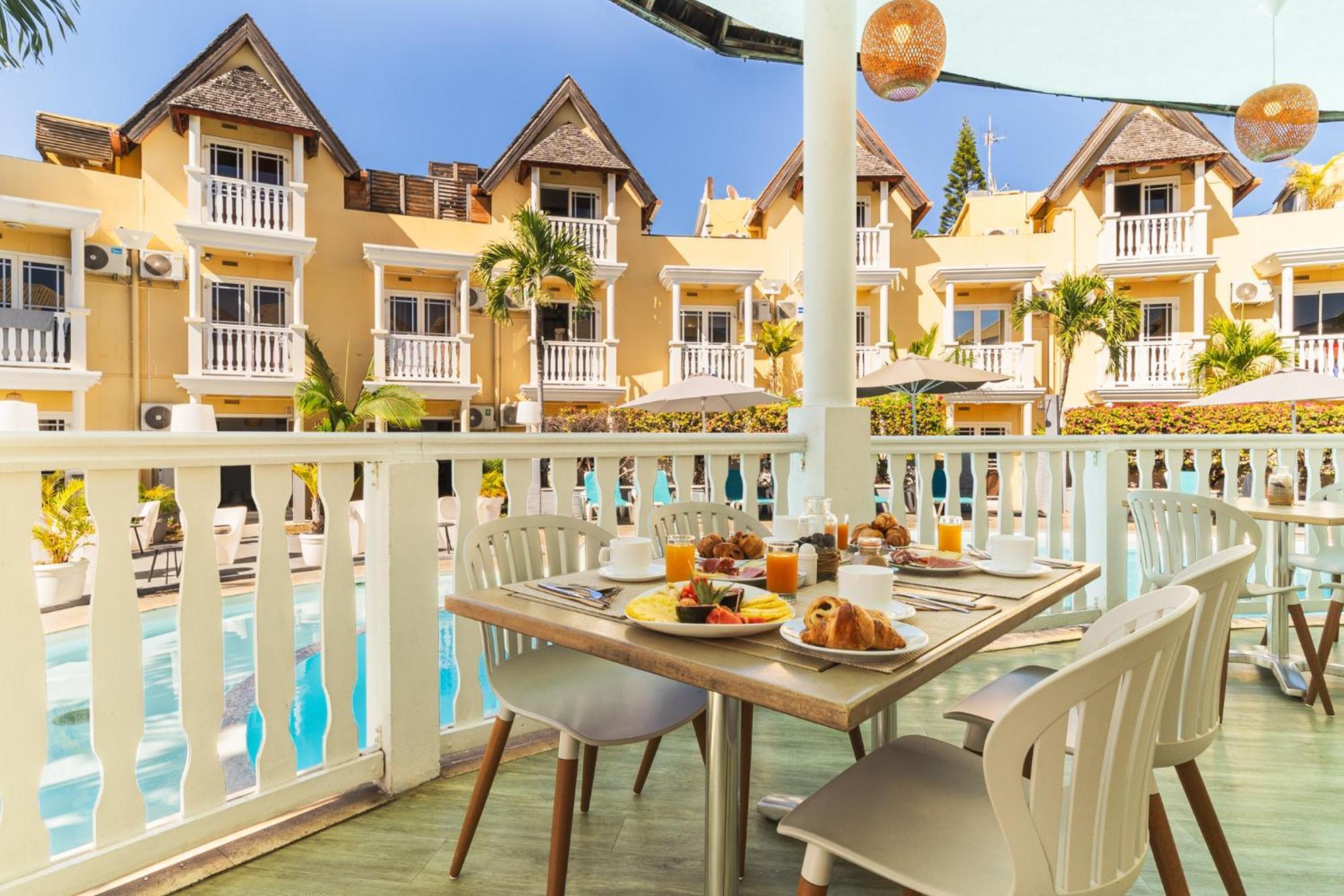 Hotel Exsel Ermitage Сен-Жиль-ле-Бэн Экстерьер фото